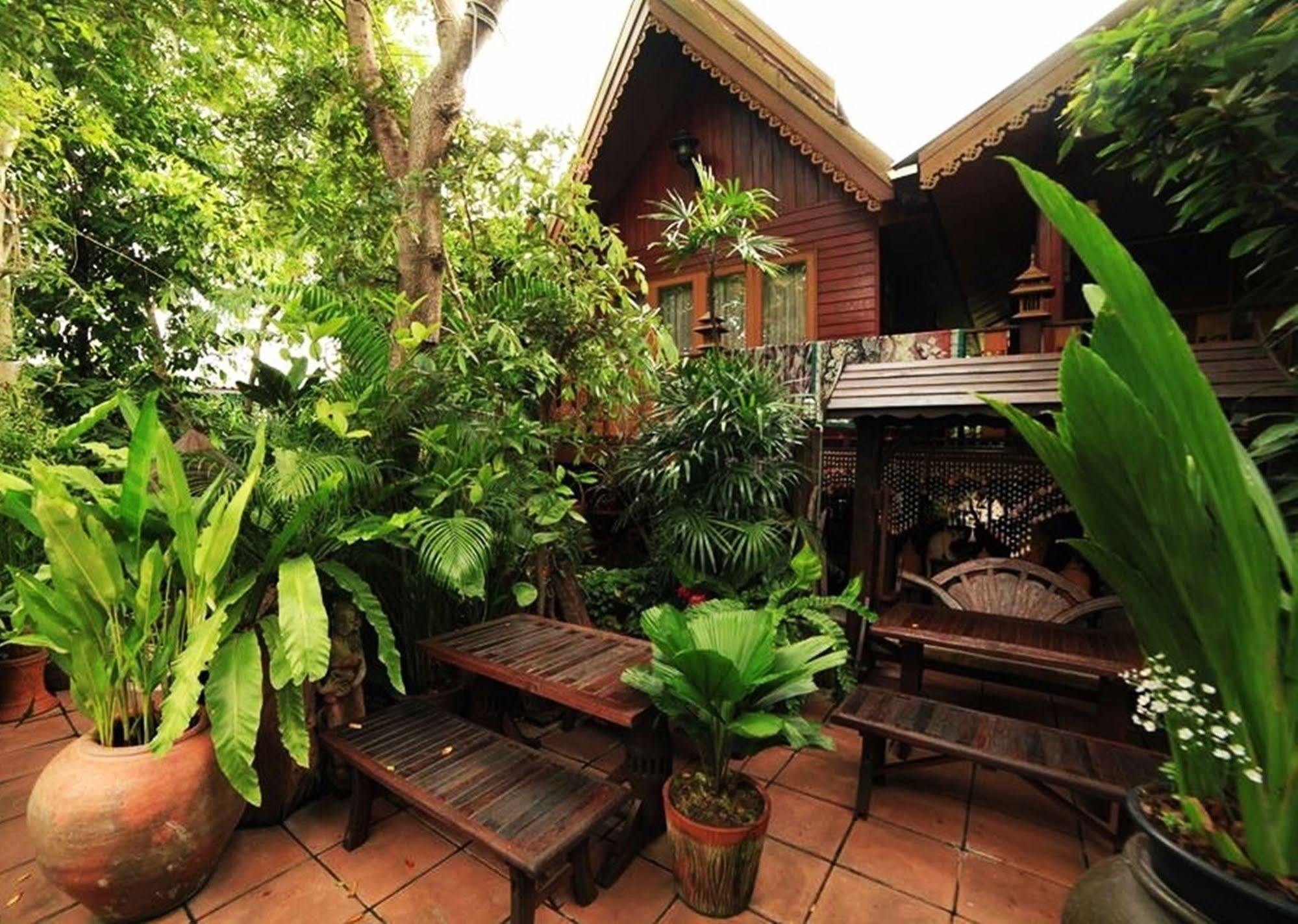 Baifern Homestay Ayutthaya Extérieur photo